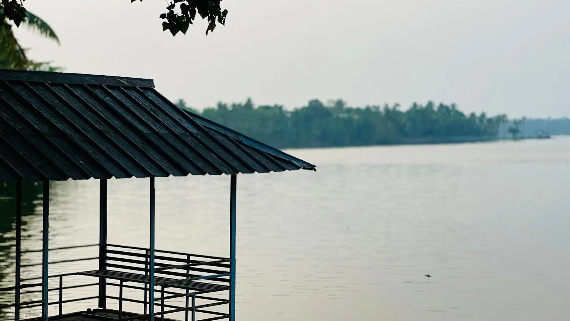 Apartmán Waterfront By Palmyra Kollam Indie