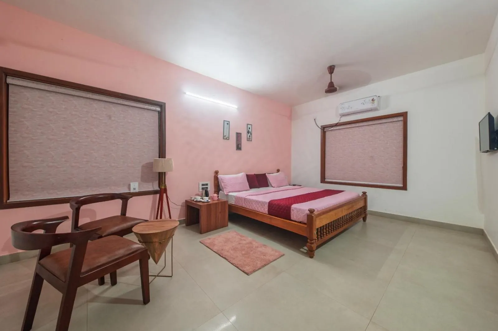 Waterfront By Palmyra Apartment Kollam Homestay